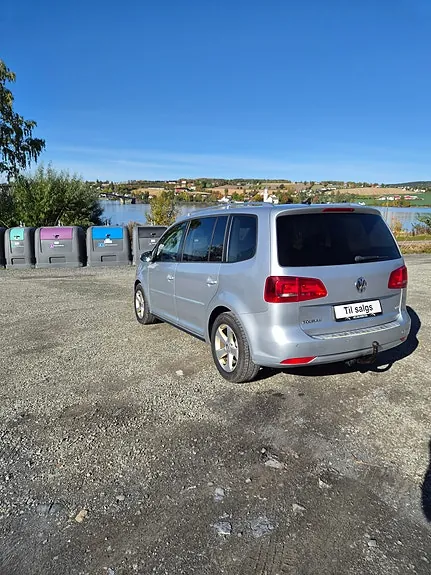 Volkswagen Touran 2013 photo 4