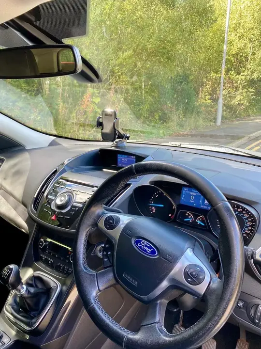 Ford Kuga 2014 photo 2