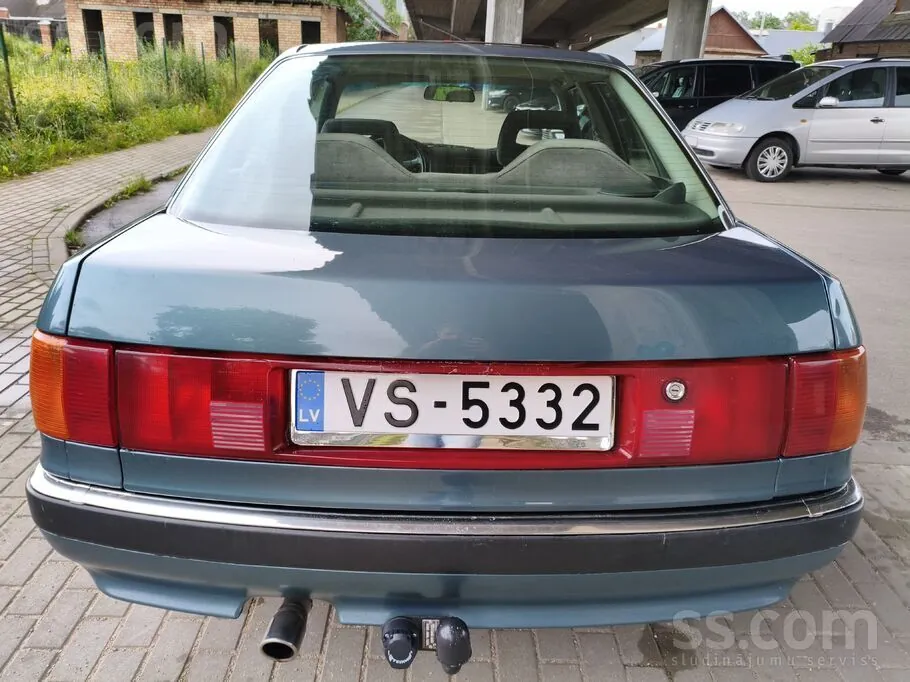 Audi 90 1990 photo 2
