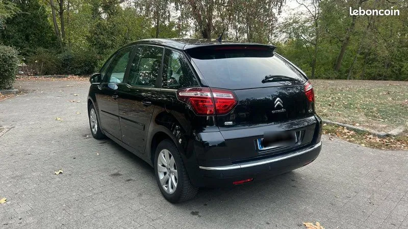 Citroen C4 Picasso 2011 photo 3