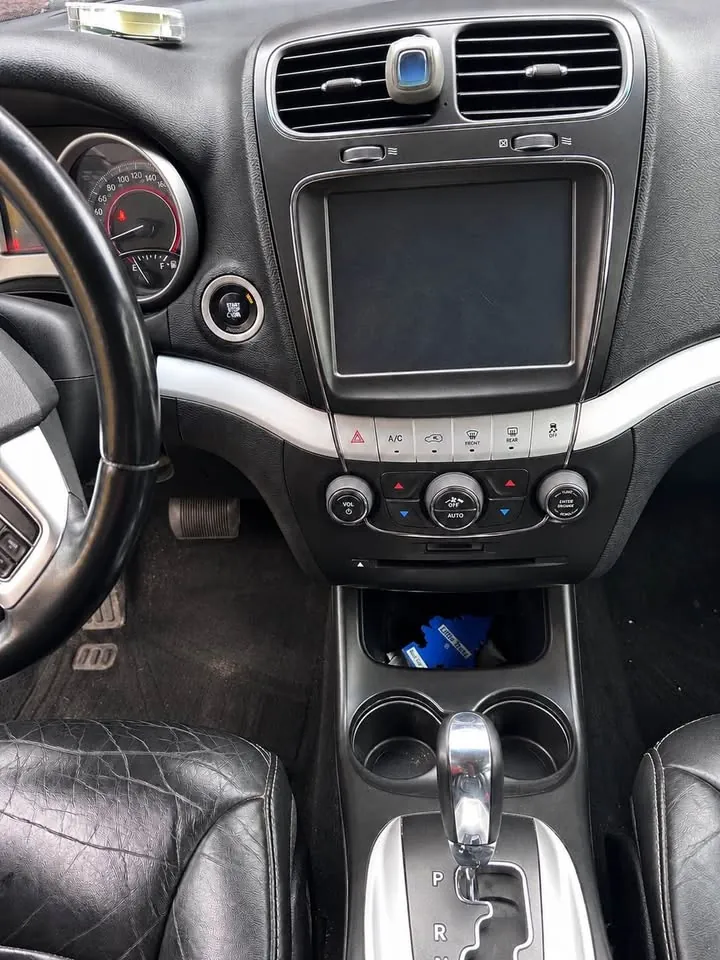 Dodge Journey 2014 photo 2