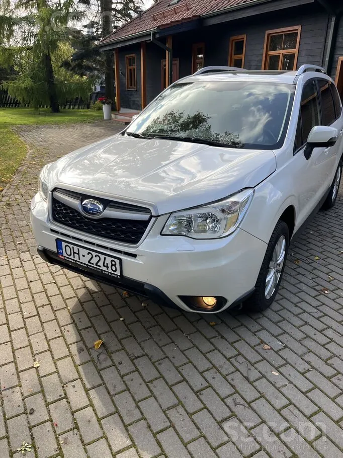 Subaru Forester 2013 photo 2