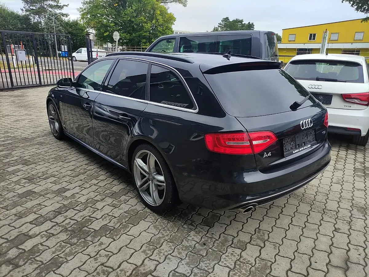 Audi A4 2012 photo 3