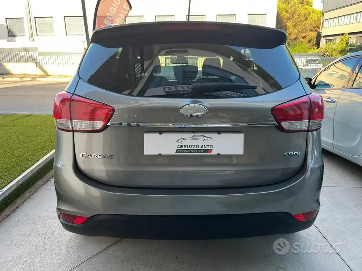 Kia Carens 2013 photo 5
