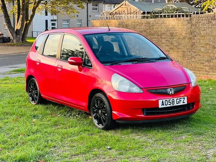Honda Jazz 2008 photo 2