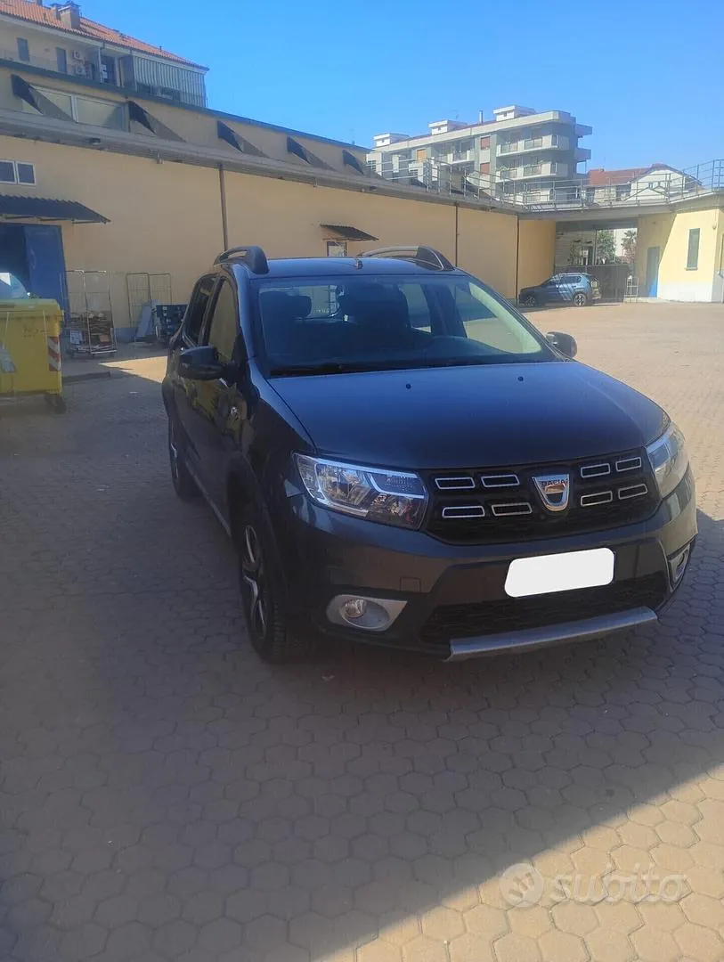 Dacia Sandero 2018 photo 2