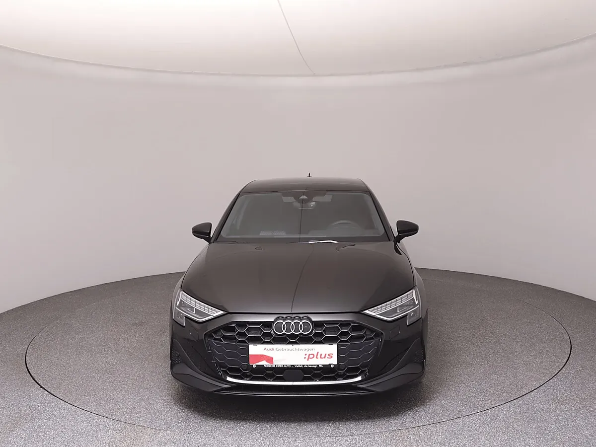 Audi A3 2025 photo 3