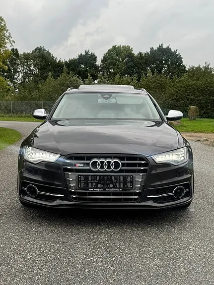 Audi S6 2014 photo 2