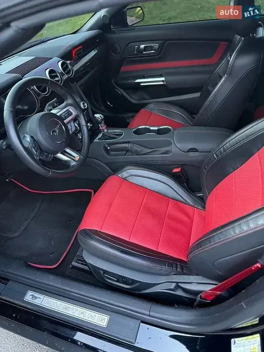 Ford Mustang 2022 photo 4