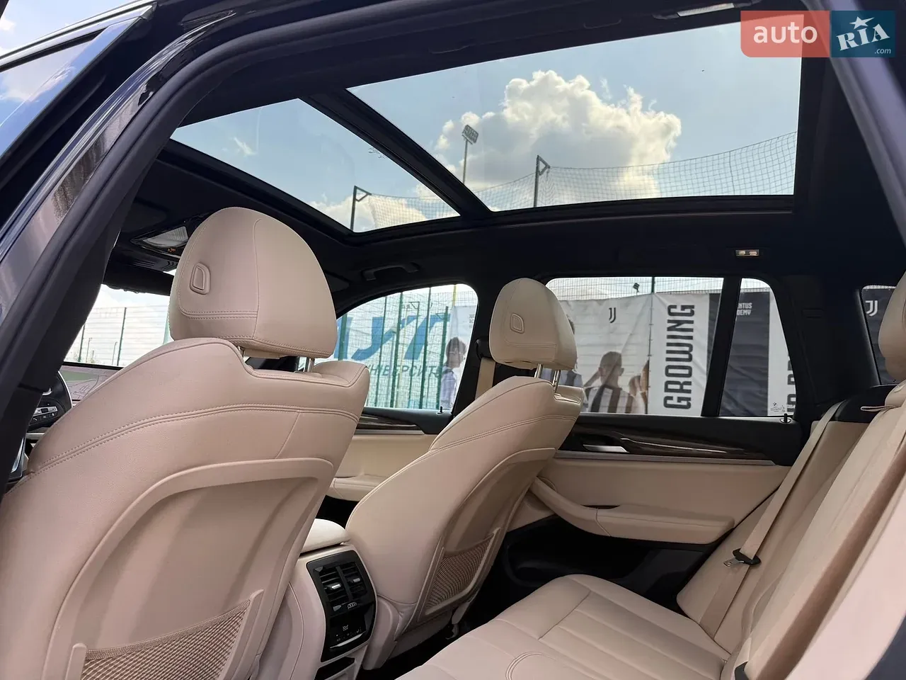 BMW X3 2019 photo 4