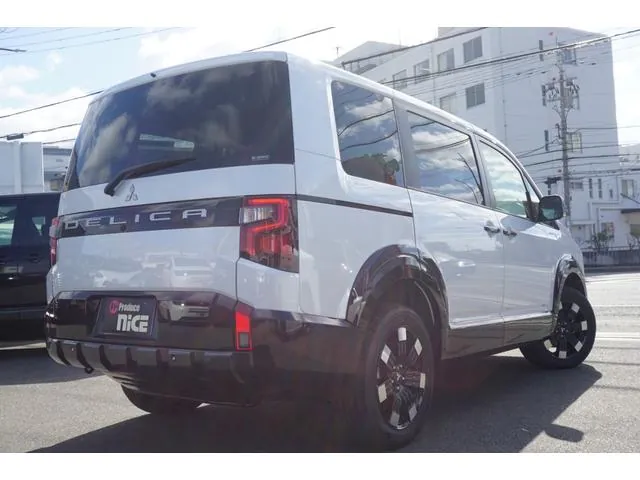 Mitsubishi Delica D5 P 2026 photo 4