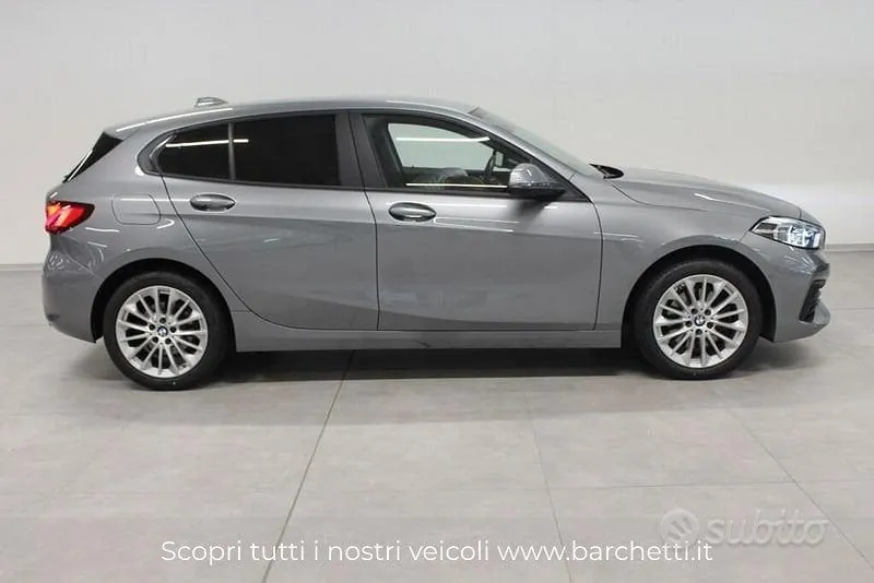 BMW 1 Series 2023 photo 4