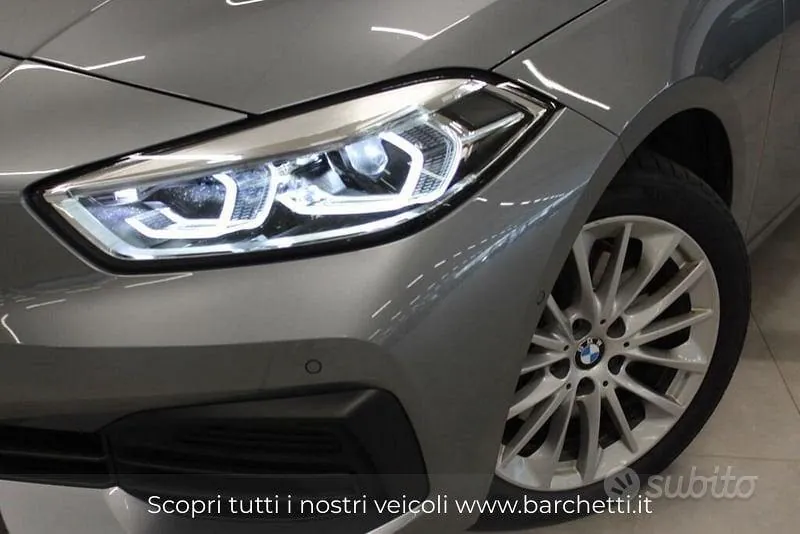 BMW 1 Series 2023 photo 2