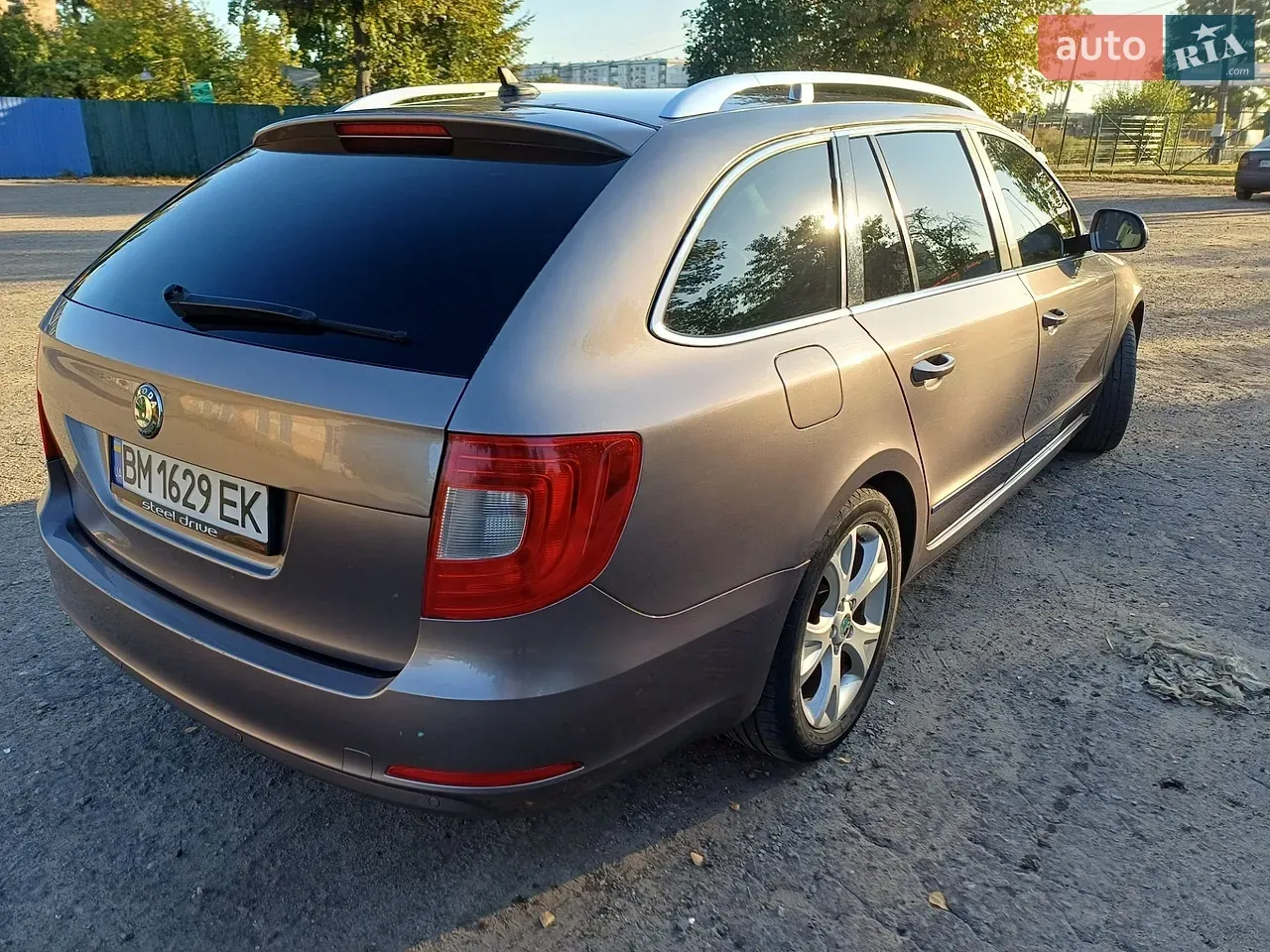 Skoda Superb 2013 photo 5