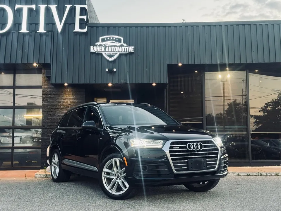 Audi Q7 2017 photo 2