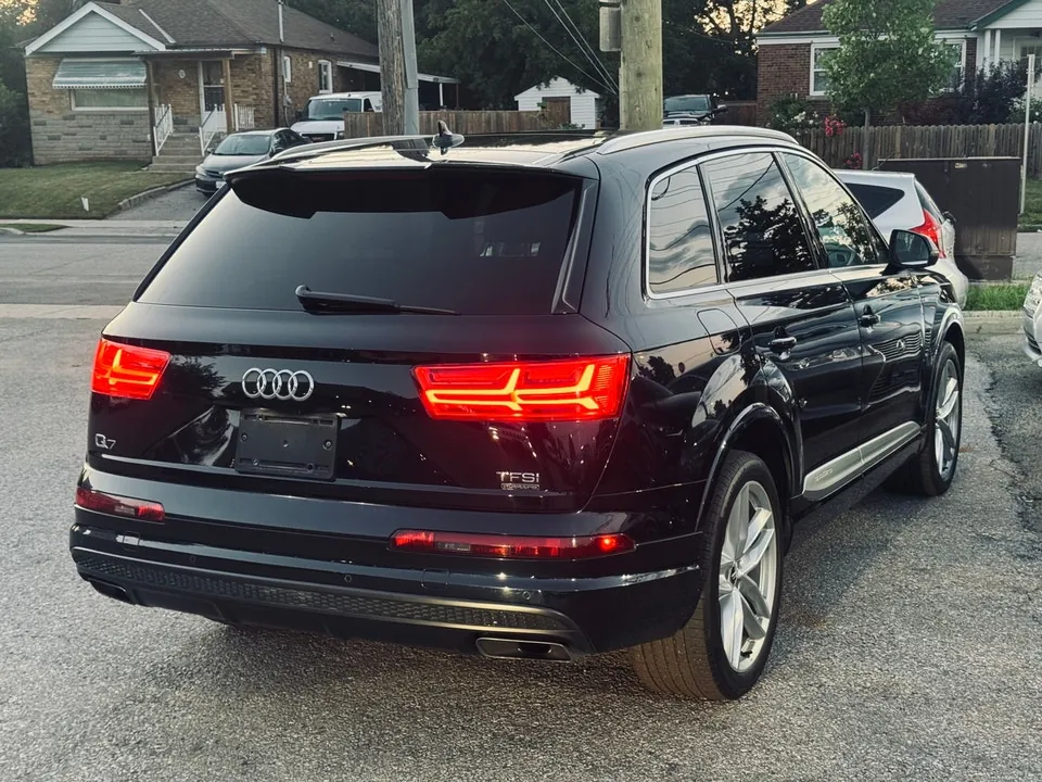 Audi Q7 2017 photo 4