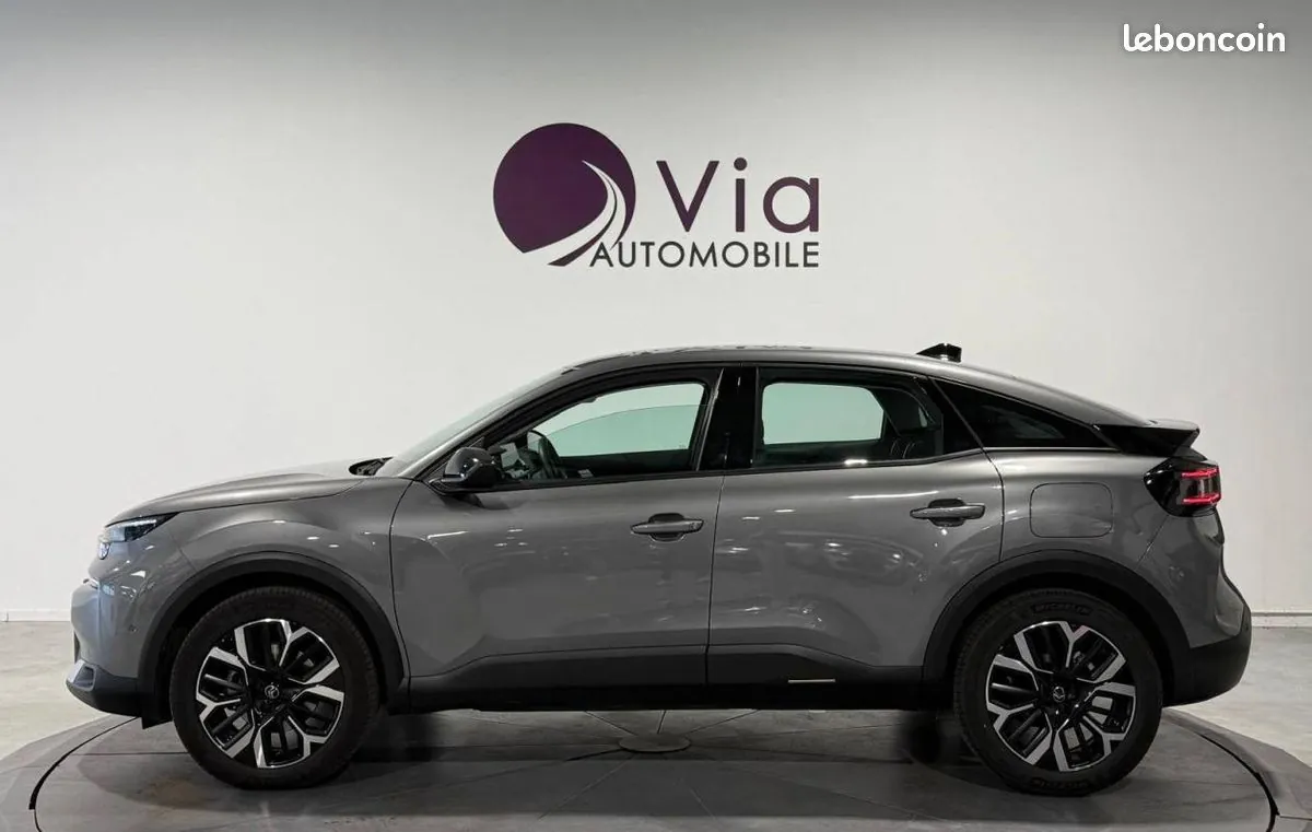 Citroen C4 2025 photo 4