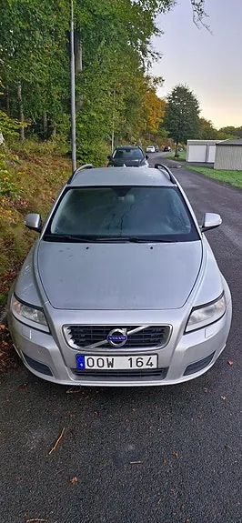 Volvo V50 2011 photo 2