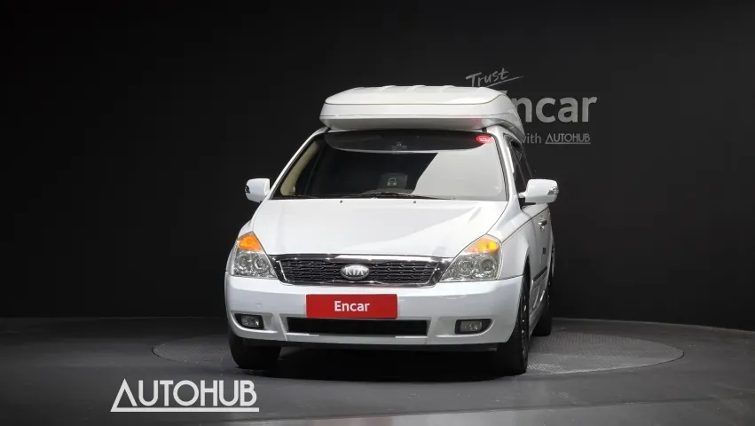 Kia Carnival 2013 photo 3
