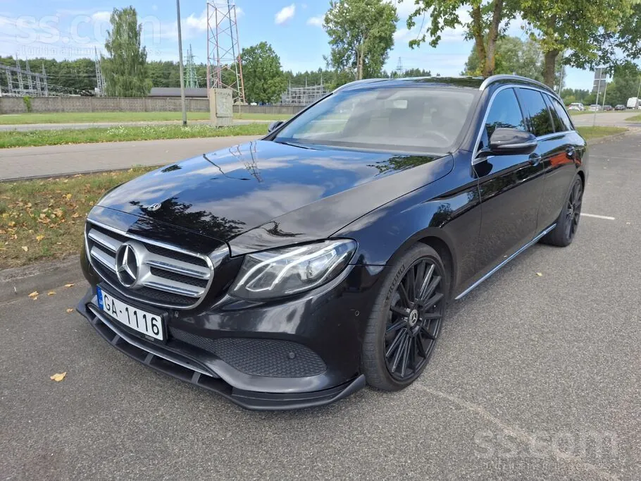 Mercedes-Benz E220