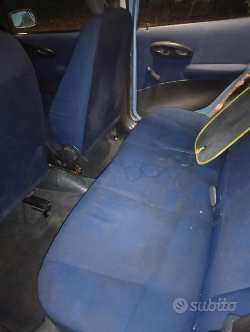 Fiat Punto 2004 photo 5