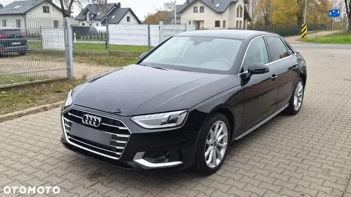 Audi A4 2023 photo 4