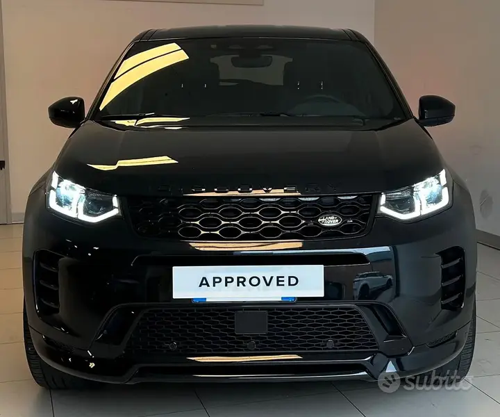 Land Rover Discovery Sport 2024 photo 2