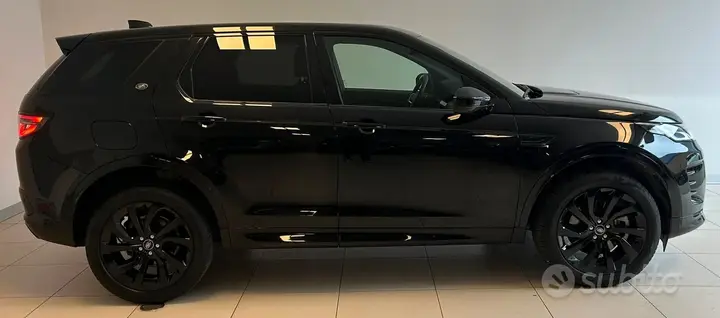 Land Rover Discovery Sport 2024 photo 3