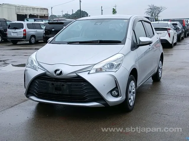 Toyota Vitz 2019 photo 3
