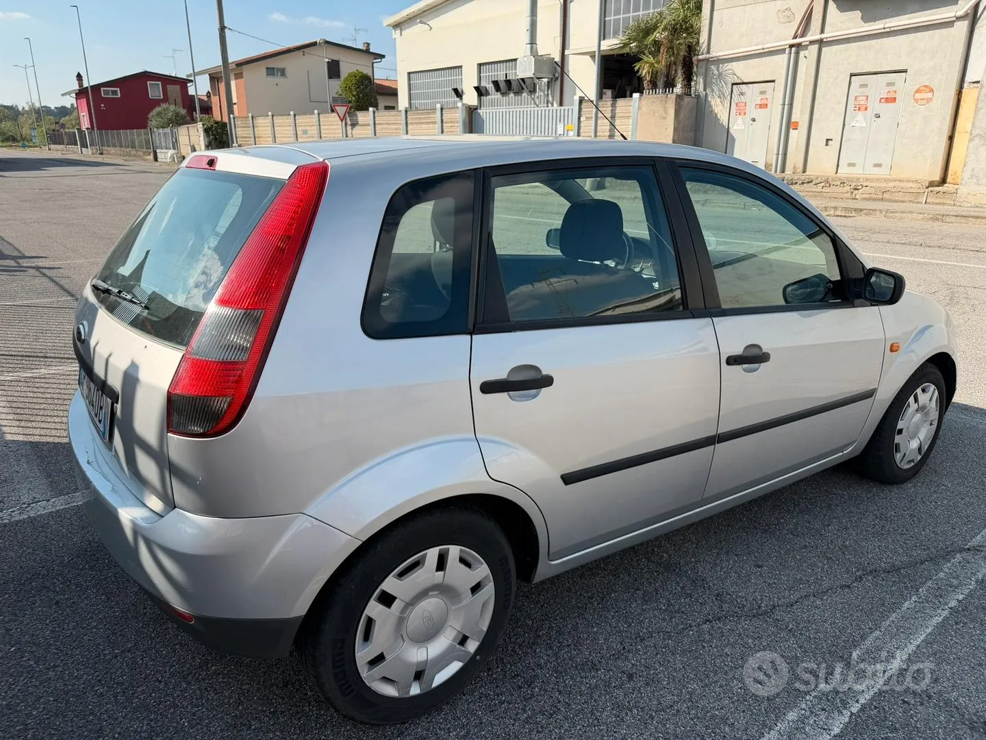 Ford Fiesta 2004 photo 3