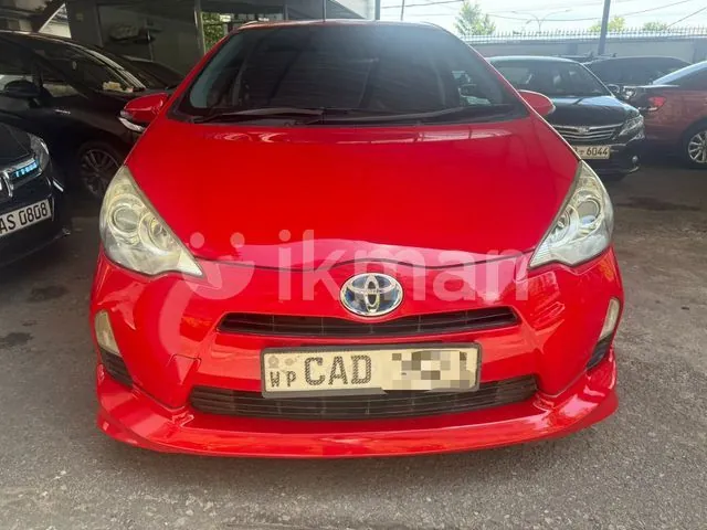 Toyota Aqua 2013 photo 4