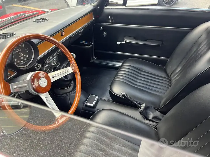 Alfa Romeo Gt Junior 1300 1973 photo 4