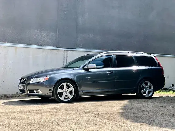 Volvo V70 2011 photo 4