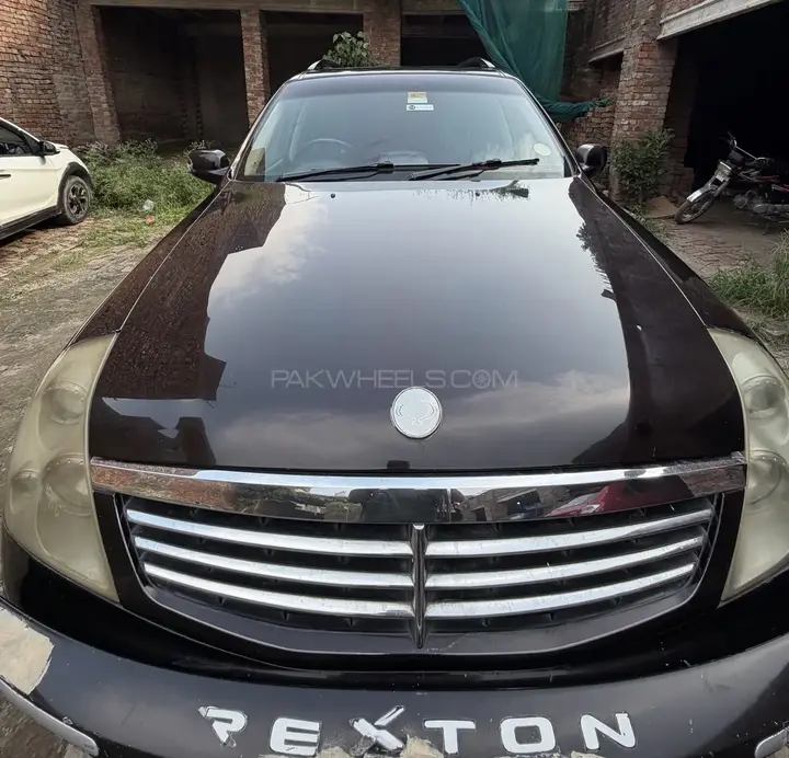 KG Mobility Rexton