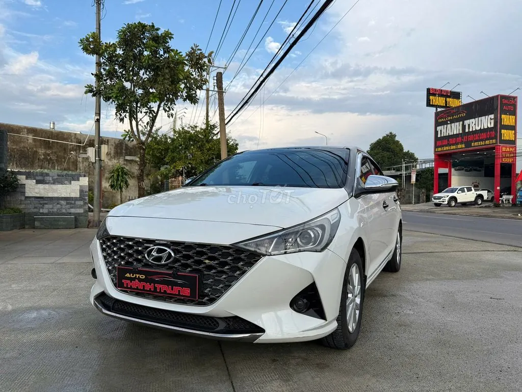 Hyundai Accent 2022 photo 2