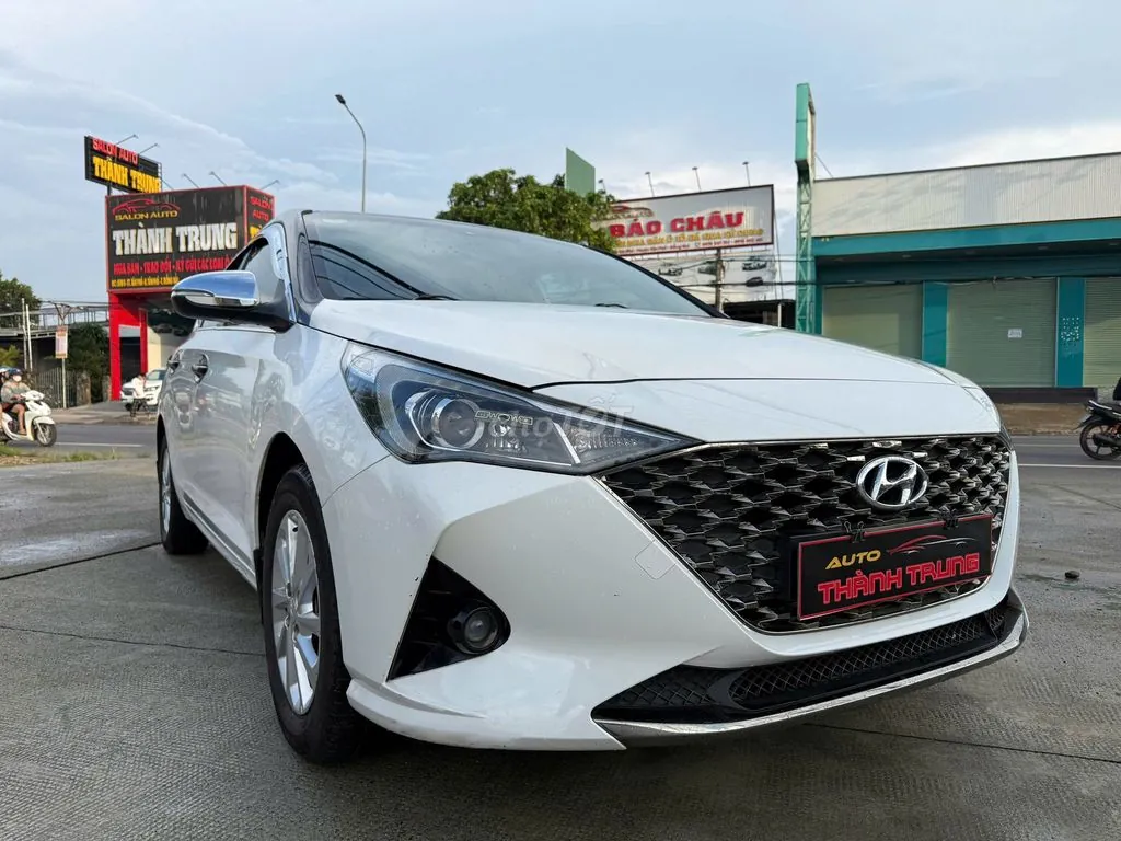 Hyundai Accent 2022 photo 3