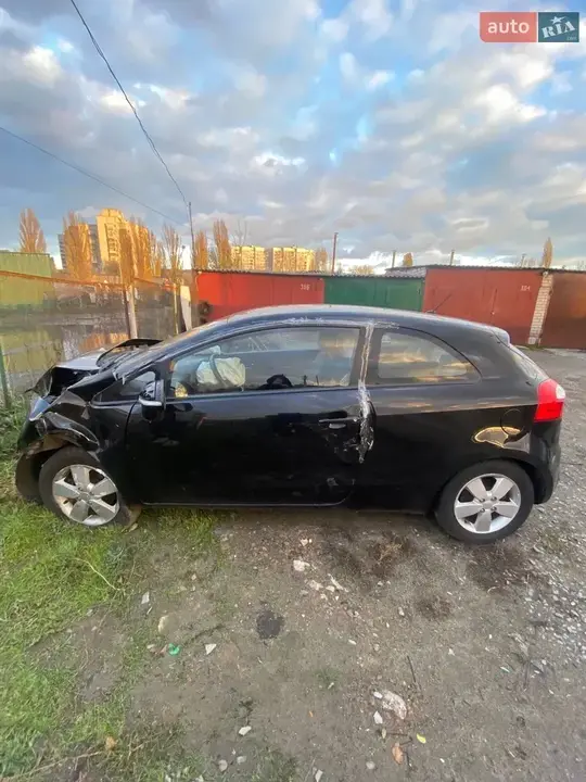 Kia Rio 2012 photo 3