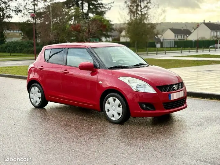 Suzuki Swift 2010 photo 2