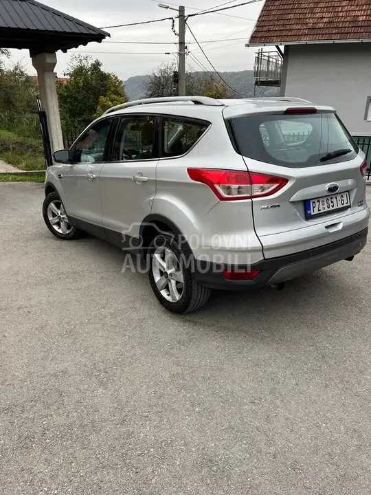 Ford Kuga 2014 photo 2