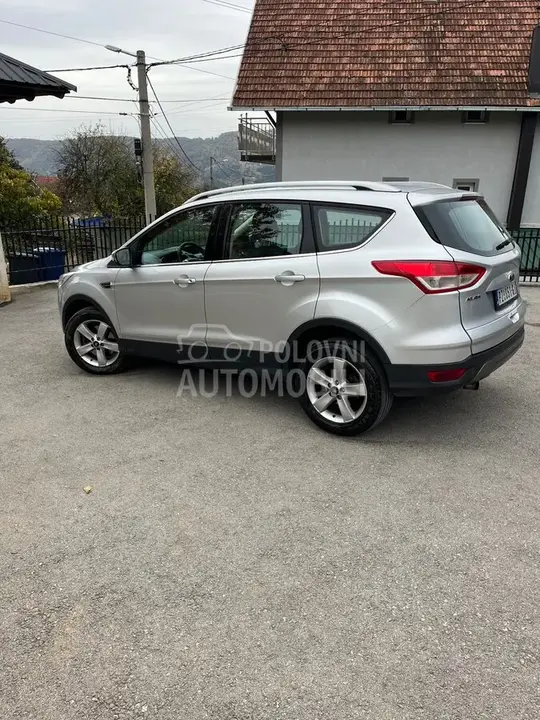 Ford Kuga 2014 photo 3