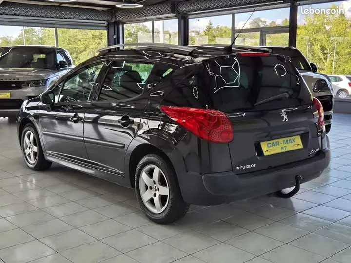 Peugeot 207 2009 photo 4