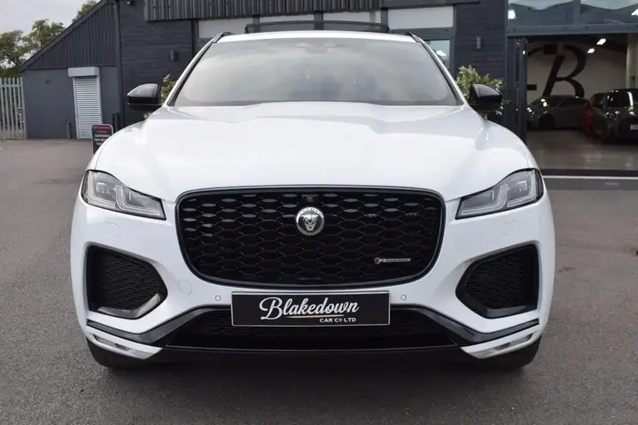 Jaguar F-Pace 2023 photo 2