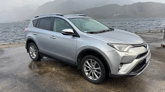 Toyota Rav4 2018 photo 5