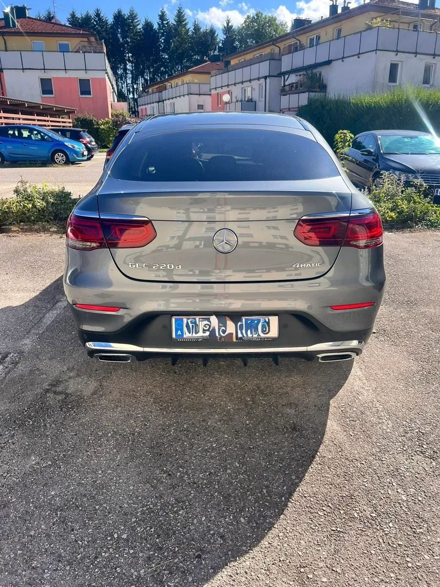 Mercedes-Benz Glc-Class 2019 photo 2