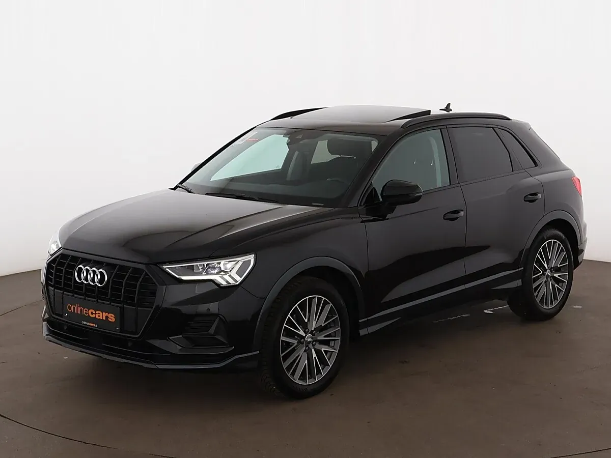 Audi Q3 2019 photo 2