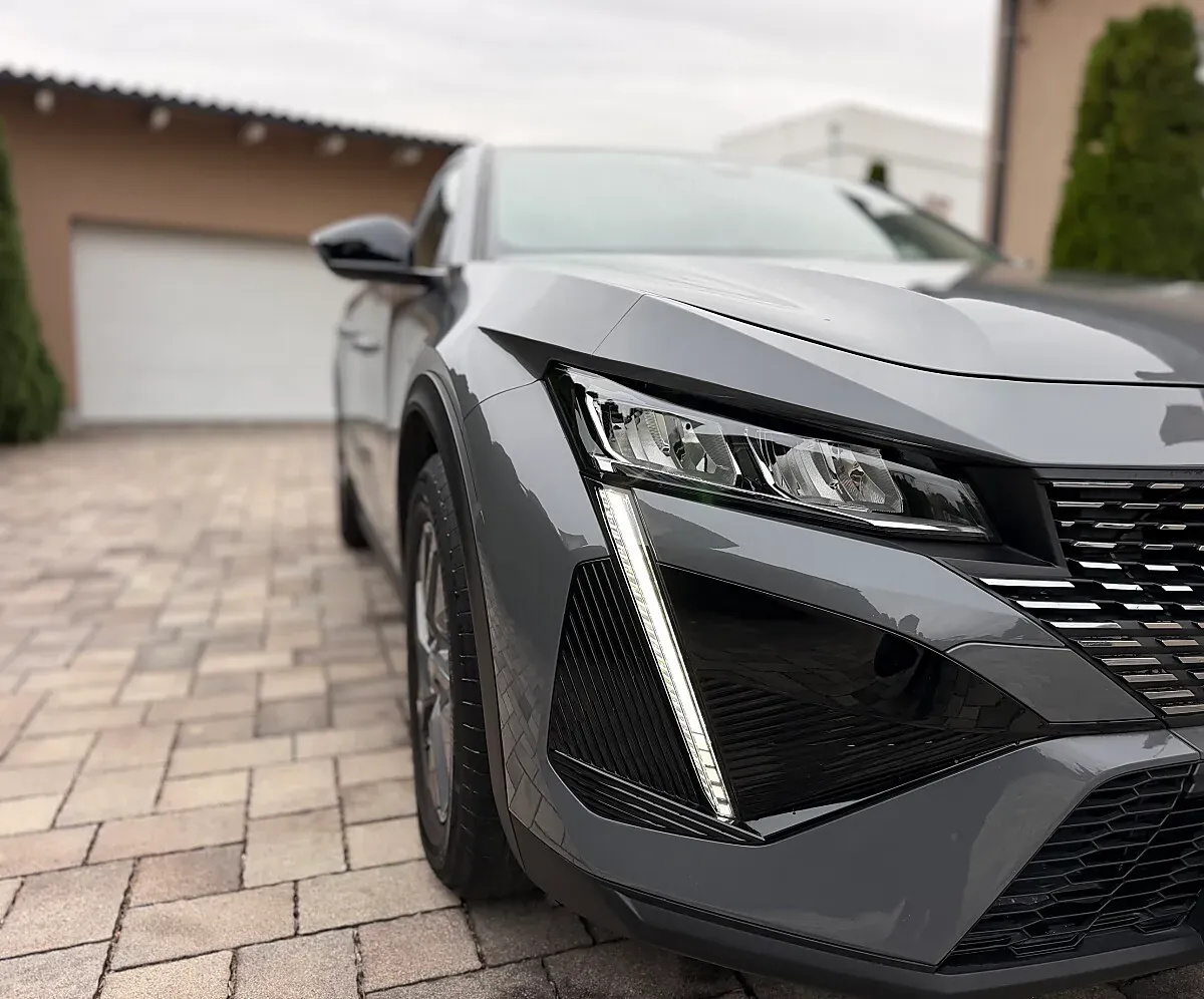 Peugeot 408 2025 photo 3