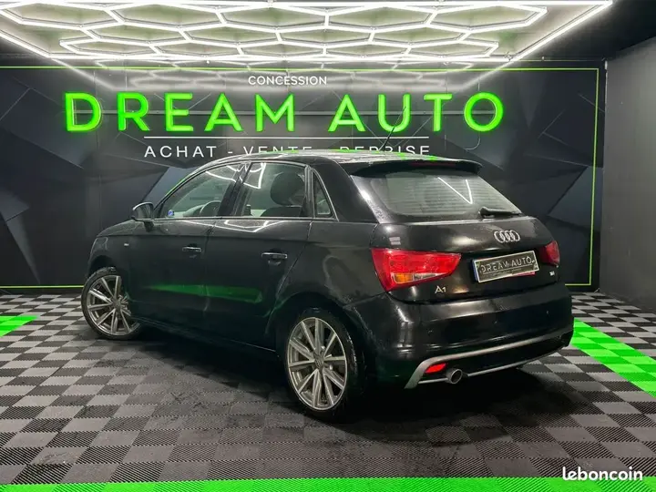 Audi A1 2014 photo 5