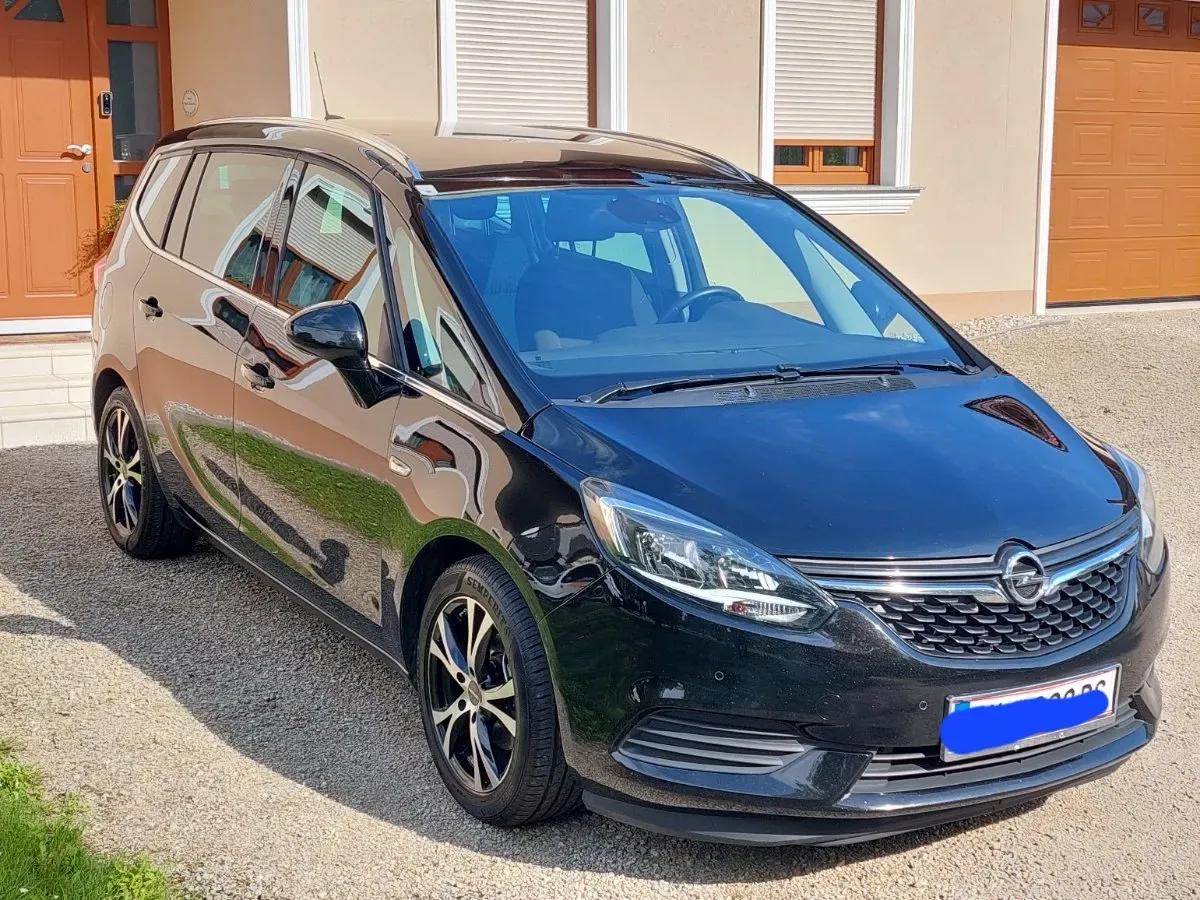 Opel Zafira 2018 photo 3