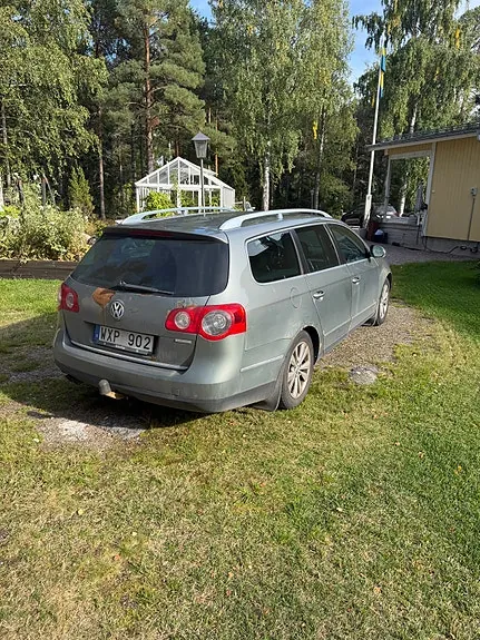 Volkswagen Passat 2009 photo 3