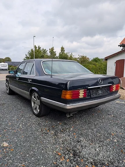 Mercedes-Benz 380 Se 1981 photo 3